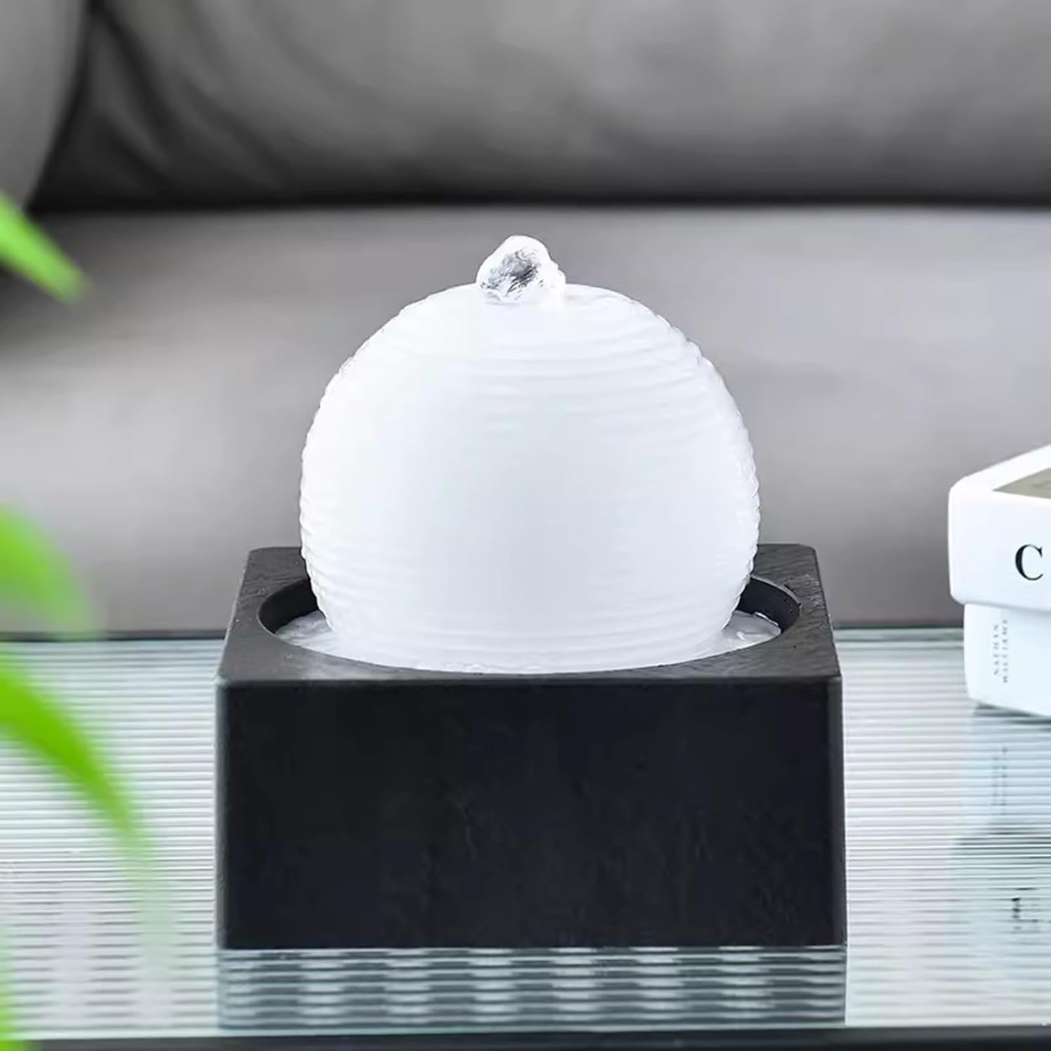 Tabletop Fountain Living Room White Desktop Small Flowing Water Modern and Minimalist Office Circular Fountain Decorations Plastic Desktop Fountain Desktop Fountain (Color : White)