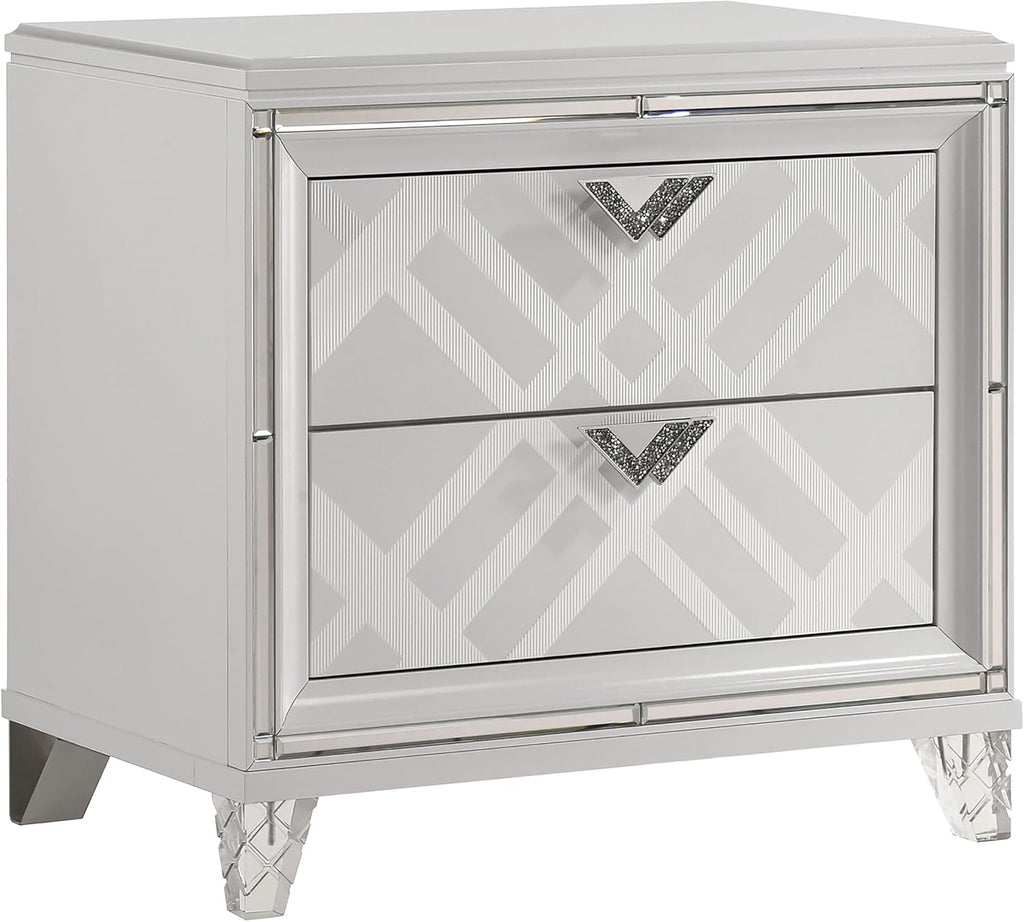 HOMES: Inside + Out Quasar Modern Wood 5-Piece Bedroom Set with LED Lights in Headboard and Mirror, USB Charger Behind Nightstand, Hidden Jewelry Drawers for Bedroom, Queen, White