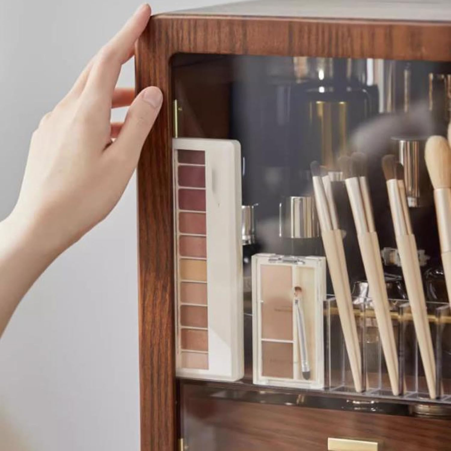 Makeup Organizer Solid Wood Makeup Storage Organizer Box Cabinet，Cosmetics storage display rack with Doors and Drawers，Dustproof, Elegant Display Cabinet，Suitable for Bathroom Countertop, Bedroom Dres