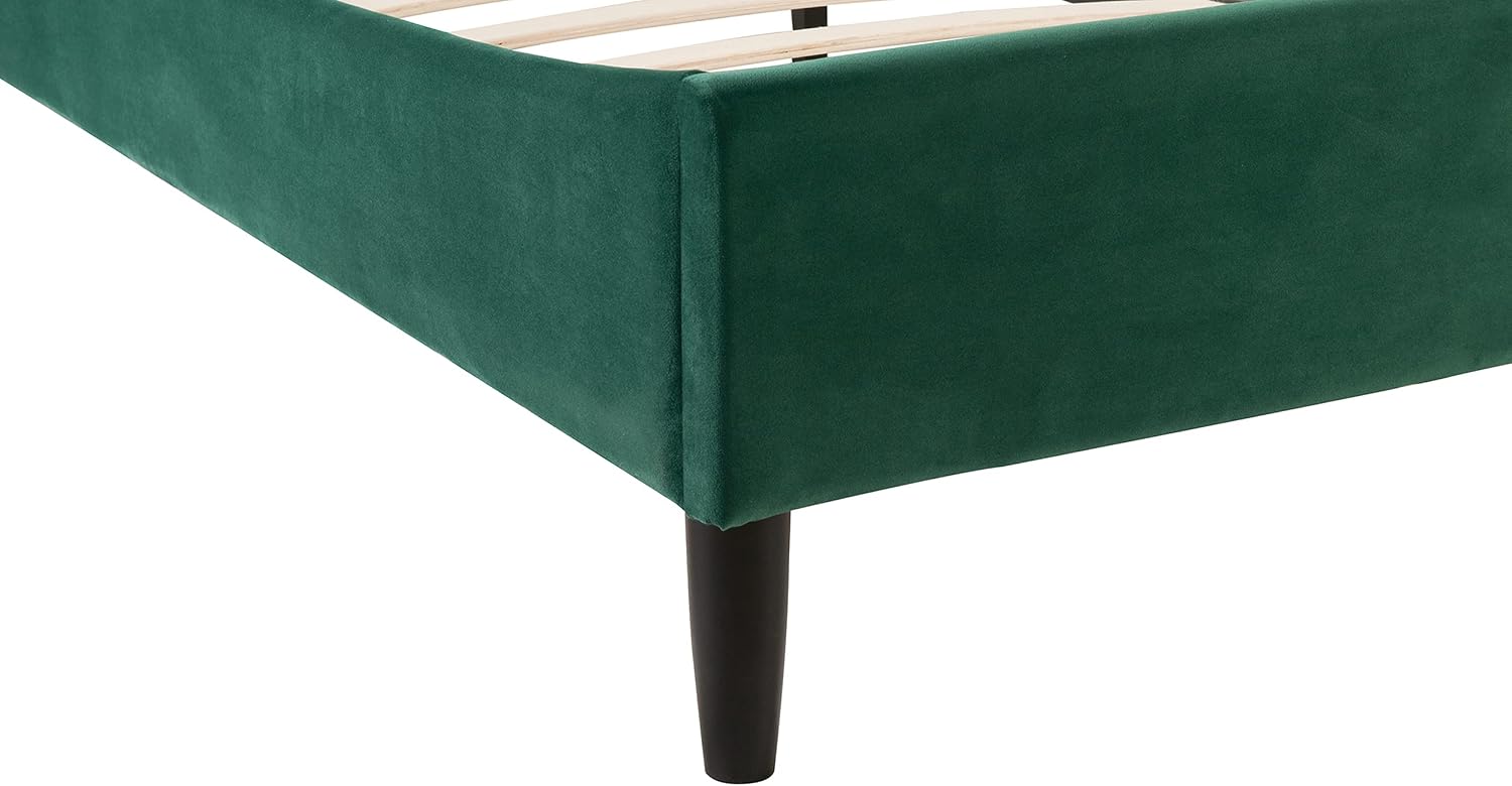 Jennifer Taylor Home Aspen Vertical Tufted Modern Headboard Platform Bed Set