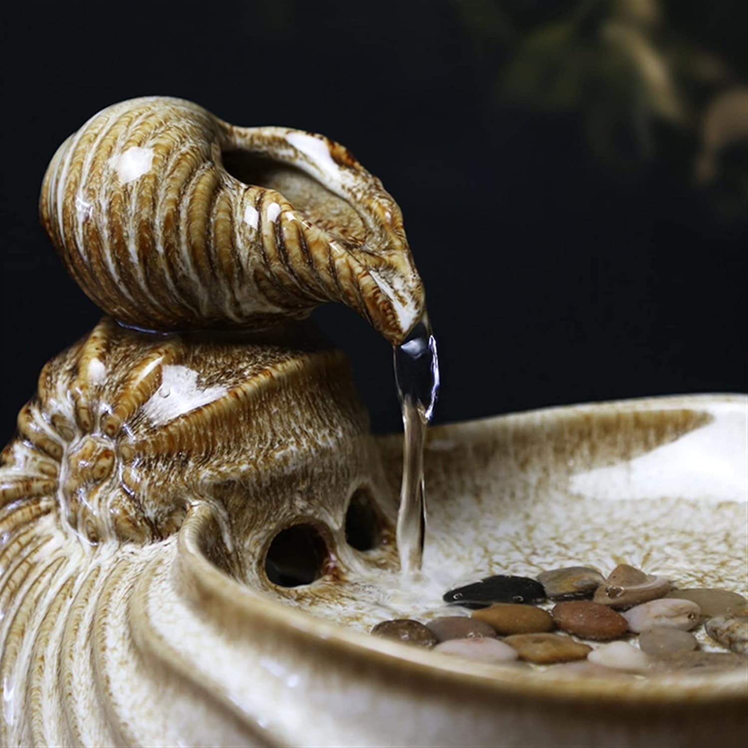 Tabletop Fountain Indoor Tabletop Water Fountain with Conch Shape Design Desktop Ceramic Flowing Home Living Room Lucky Small for Office Decor