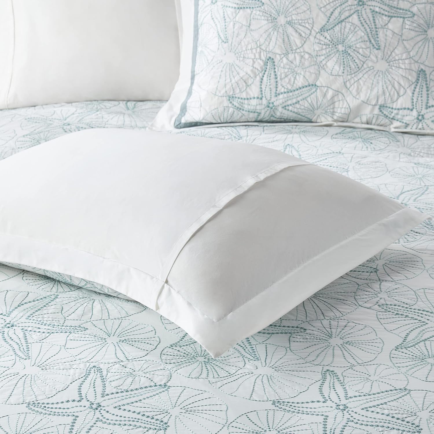Harbor House 100% Cotton Duvet Cover, Embroidered Coastal Seashells, Starfish Duvet Cover Set – Light Weight Bed Comforter Covers, Maya Bay White Blue King/Cal King (106'x90') 3 Piece