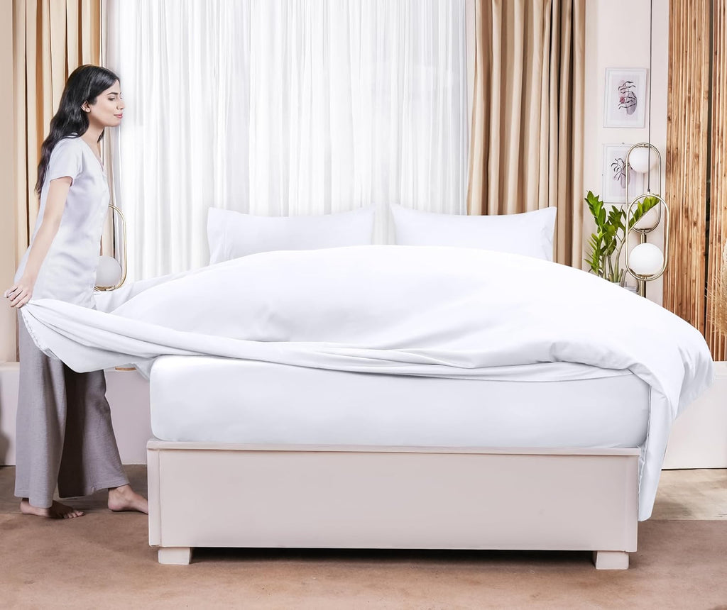 Utopia Bedding Flat Sheets - Pack of 20 - Soft Brushed Microfiber Fabric - Shrinkage & Fade Resistant Top Sheet - Easy Care (Full, White)
