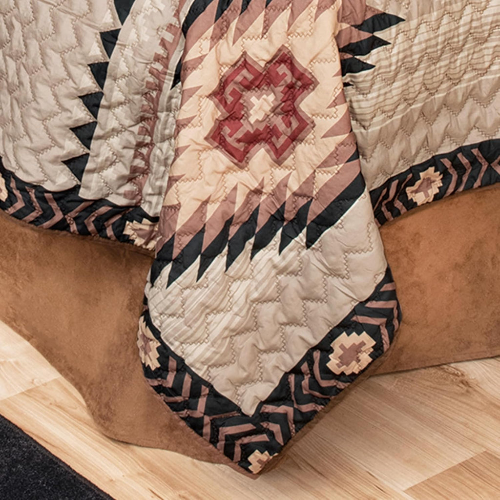 BLACK FOREST DECOR Durango Mesa Quilt Bed Set - Queen, Oversized and Reversible Southwestern Style Bedding, Cotton Back, Machine Washable