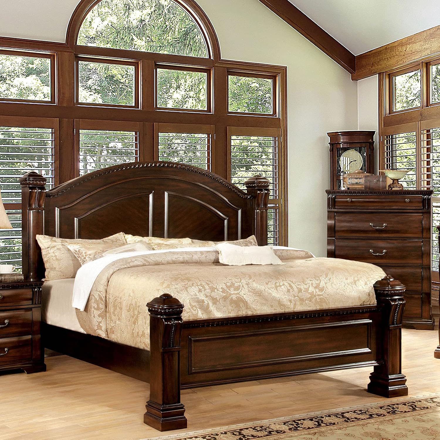 MASARA Traditional 4-Piece Queen Bedroom Set, Cherry Wood, Decorative Posts, Felt-Lined Drawers
