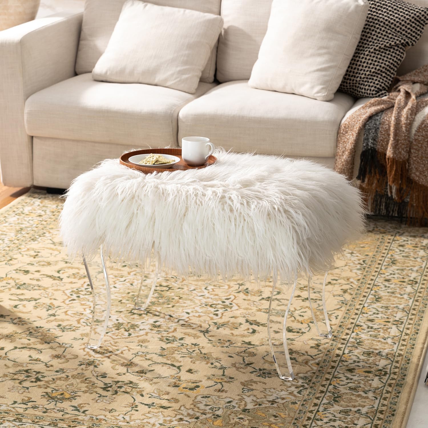 Glitzhome White Faux Fur Ottoman Bench, Modern Ottoman Footrest Stool Vanity Stool with Acrylic Legs Accent Bench for Entryway Living Room Bedroom, 24' L