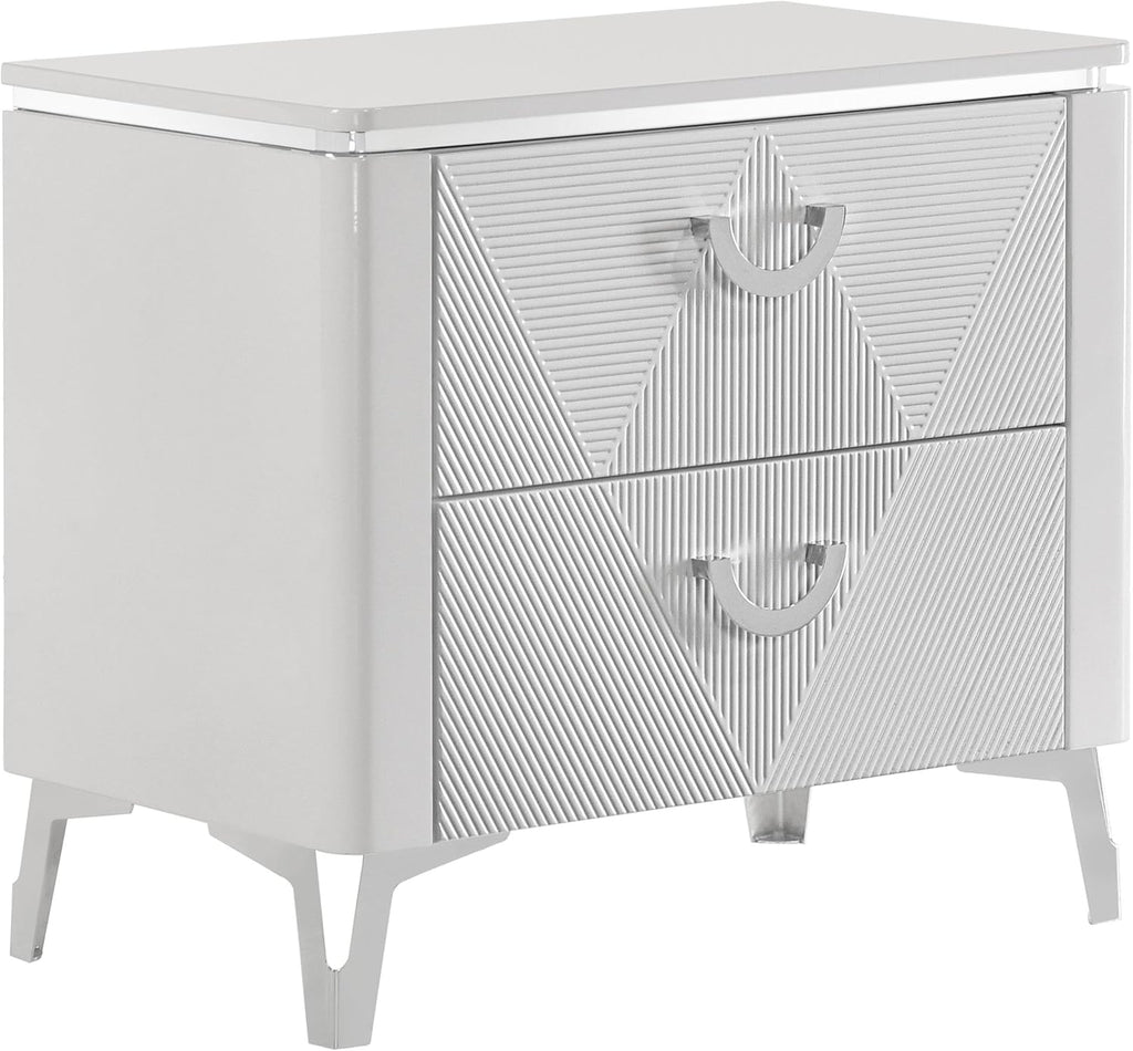 Coaster Home Furnishings - Cassia - Wood - 4-Piece Bedroom Set with Chevron-Tufted Headboard, LED Trim and Contemporary Design - Bedroom - Queen Size - White High Gloss - 215791Q-S4