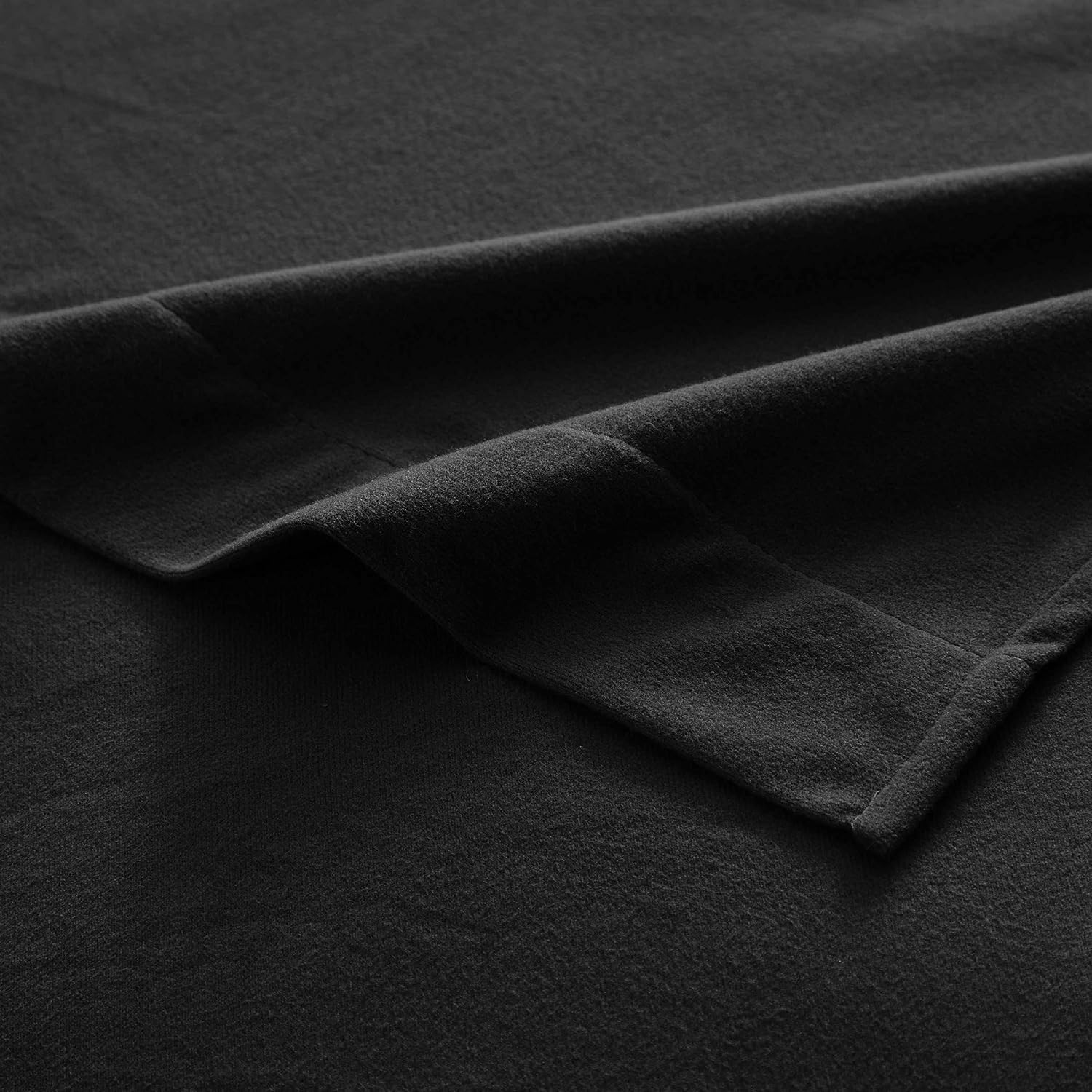 Flannel Sheets Warm and Cozy Deep Pocket Breathable All Season Bedding Set with Fitted, Flat and Pillowcases, Queen, Black, (Pack of 6)