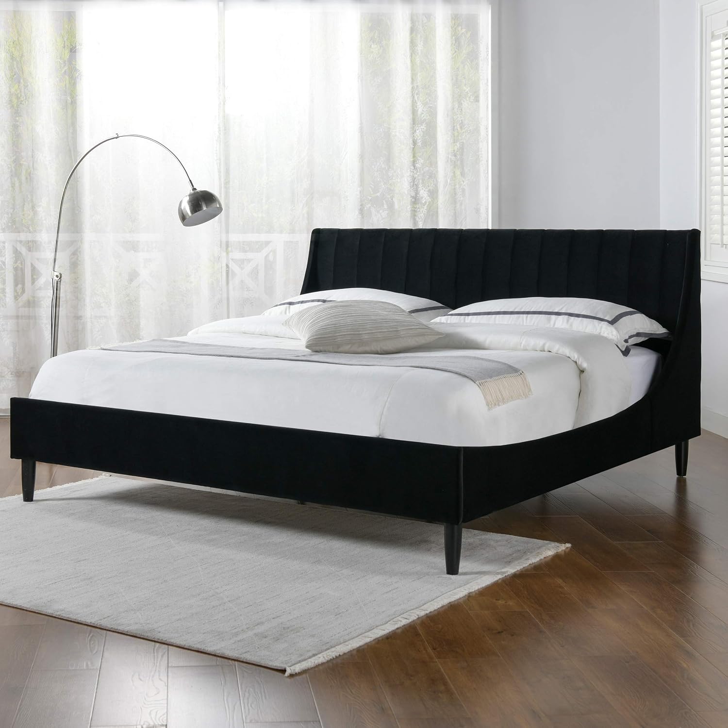 Jennifer Taylor Home Aspen Vertical Tufted Modern Headboard Platform Bed Set King