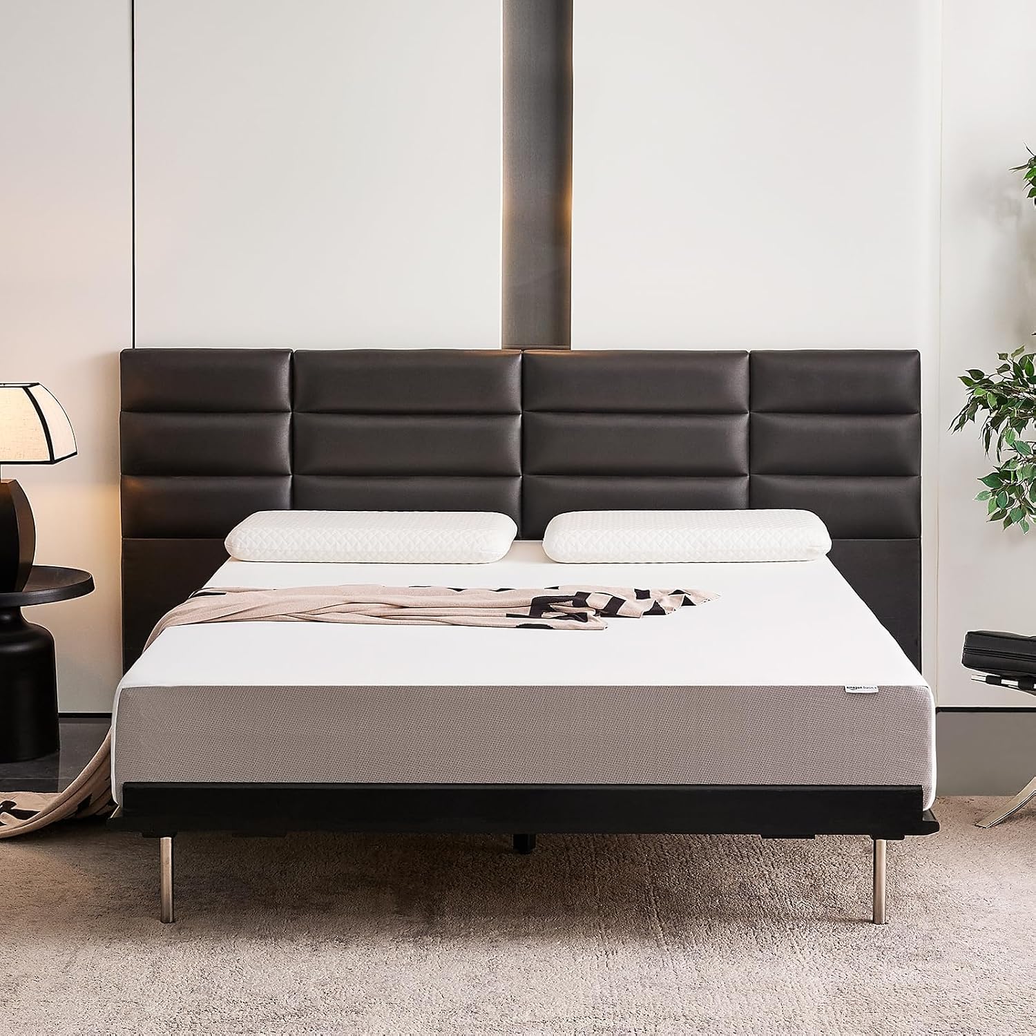 Amazon Basics Breathable Gel Memory Foam Mattress, Medium Firm, 10 Inch, King, White/Grey