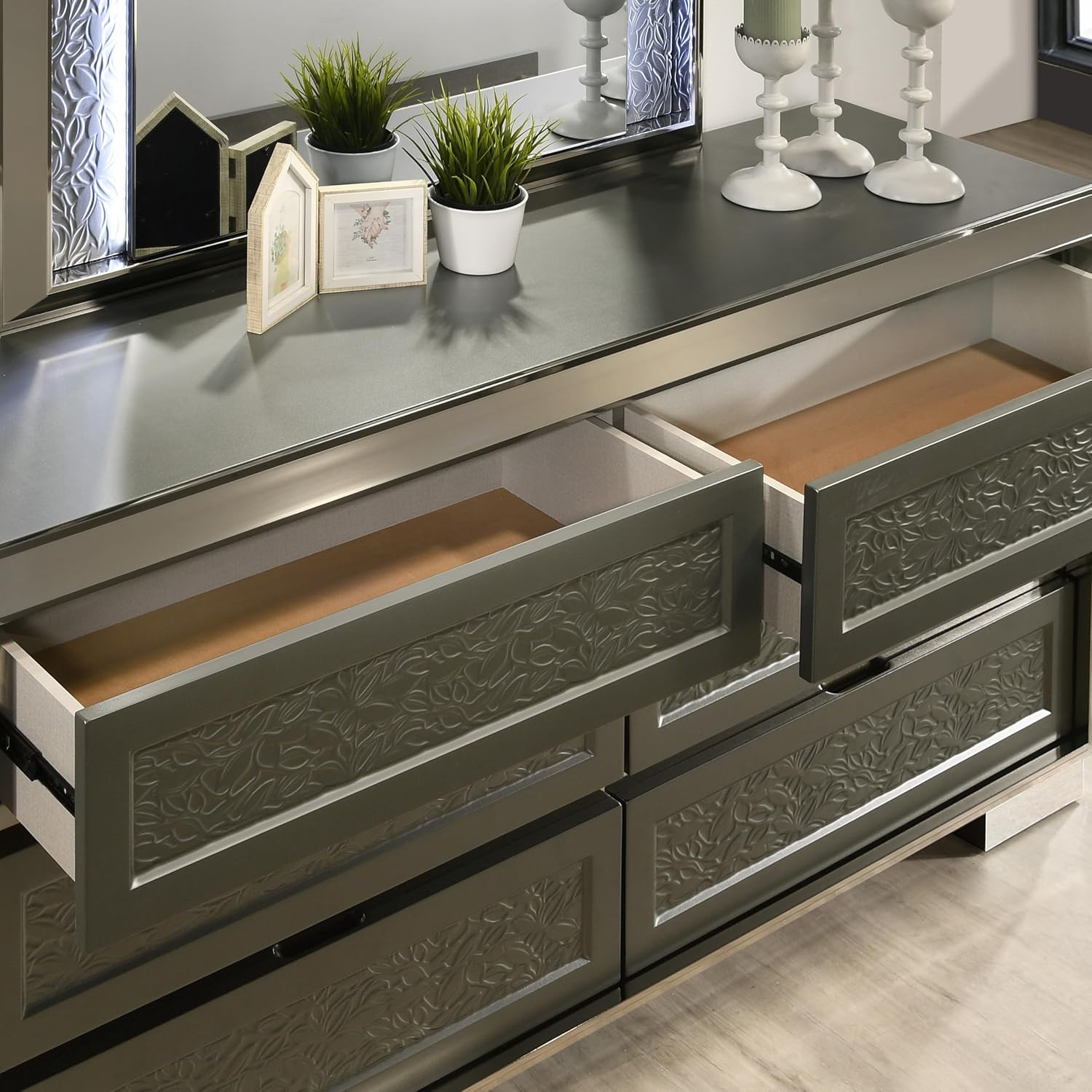 Furniture of America Uself Modern Solid Wood 5-Piece Bedroom Set with LED on Headboard and Mirror, Silver Bracketed Feet, Leaf Pattern Molding, No Box Spring Needed, King, Dark Gray