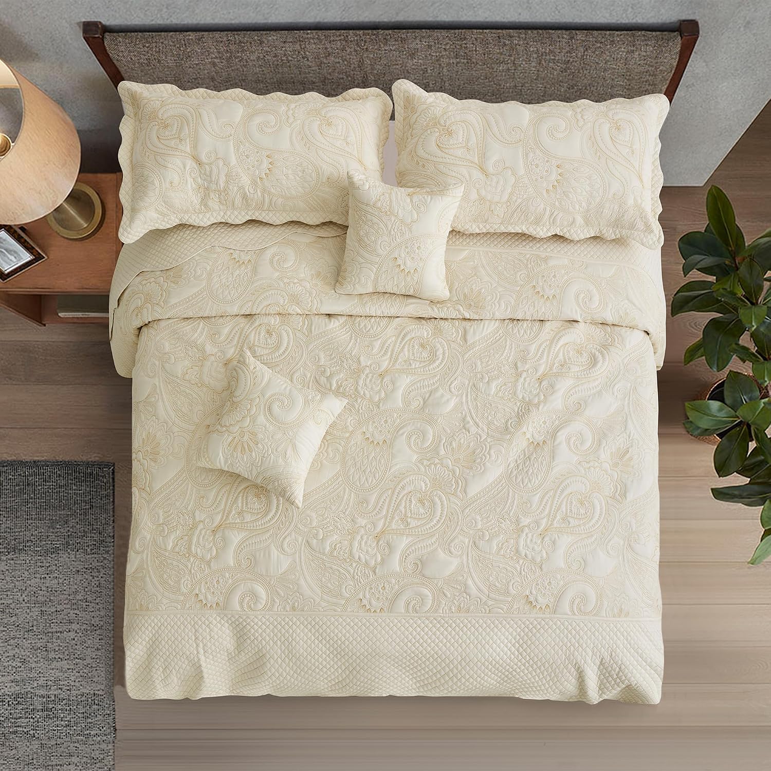Oversized King Bedspread, Paisley Pattern Design, Lightweight Bedding Cover, Reversible, 5 Piece, 100% Microfiber, Ivory Yellow