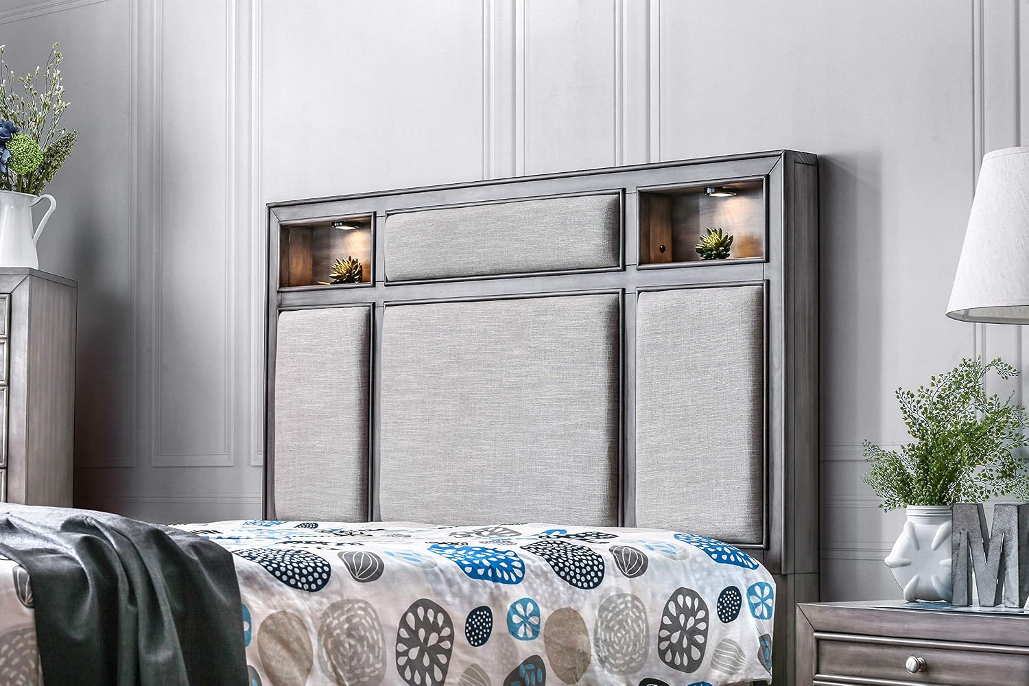 24/7 Shop at Home Shandley Contemporary 4-Piece California King Bedroom Set, Gray
