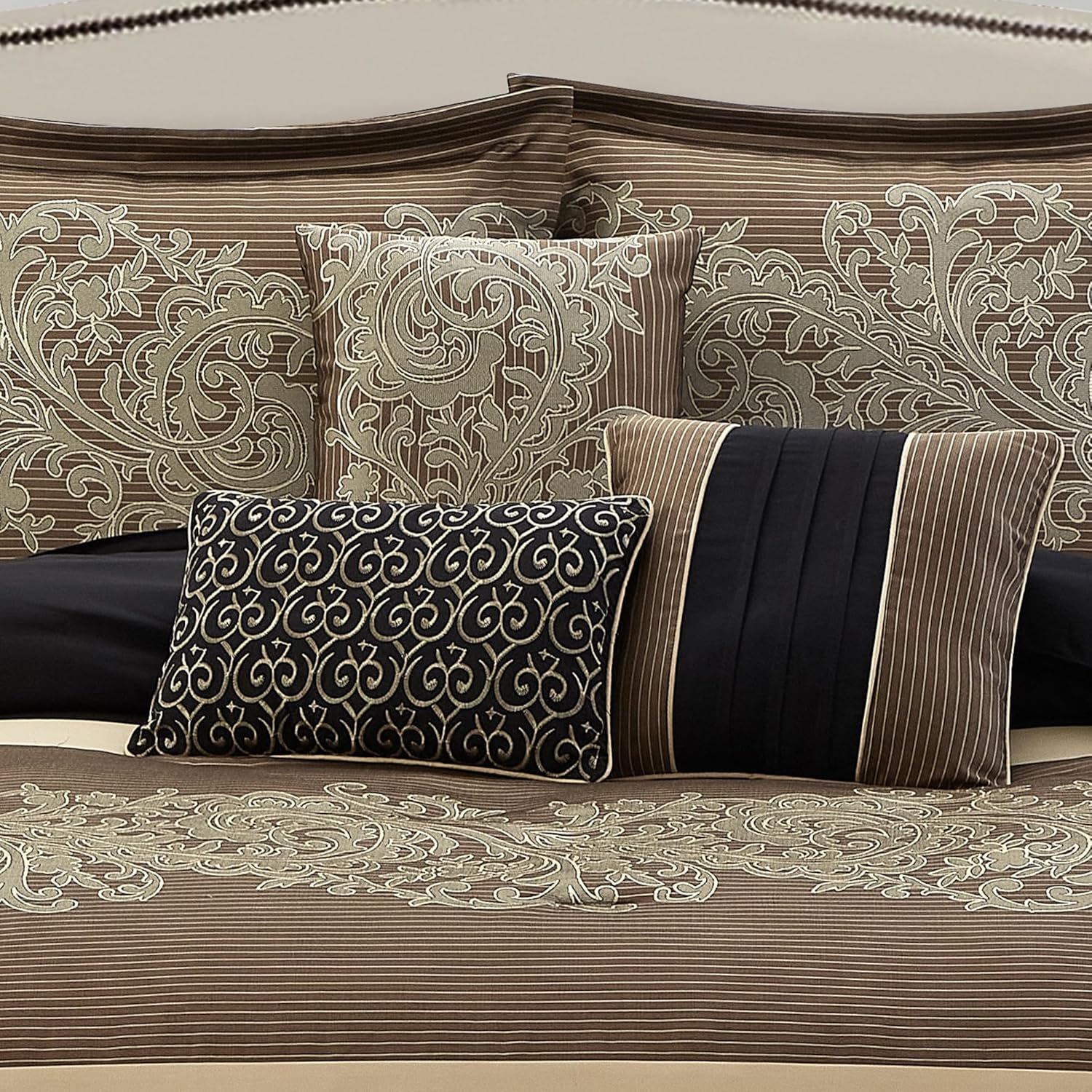 LANCO MODERN LIFESTYLE Black Gold Comforter Set, King, Damask Jacquard with Matching Solid Piece Work, 7 Piece Soft Bedding Set for All Season, Bed Skirt, Pillow Shams and Decorative Pillows