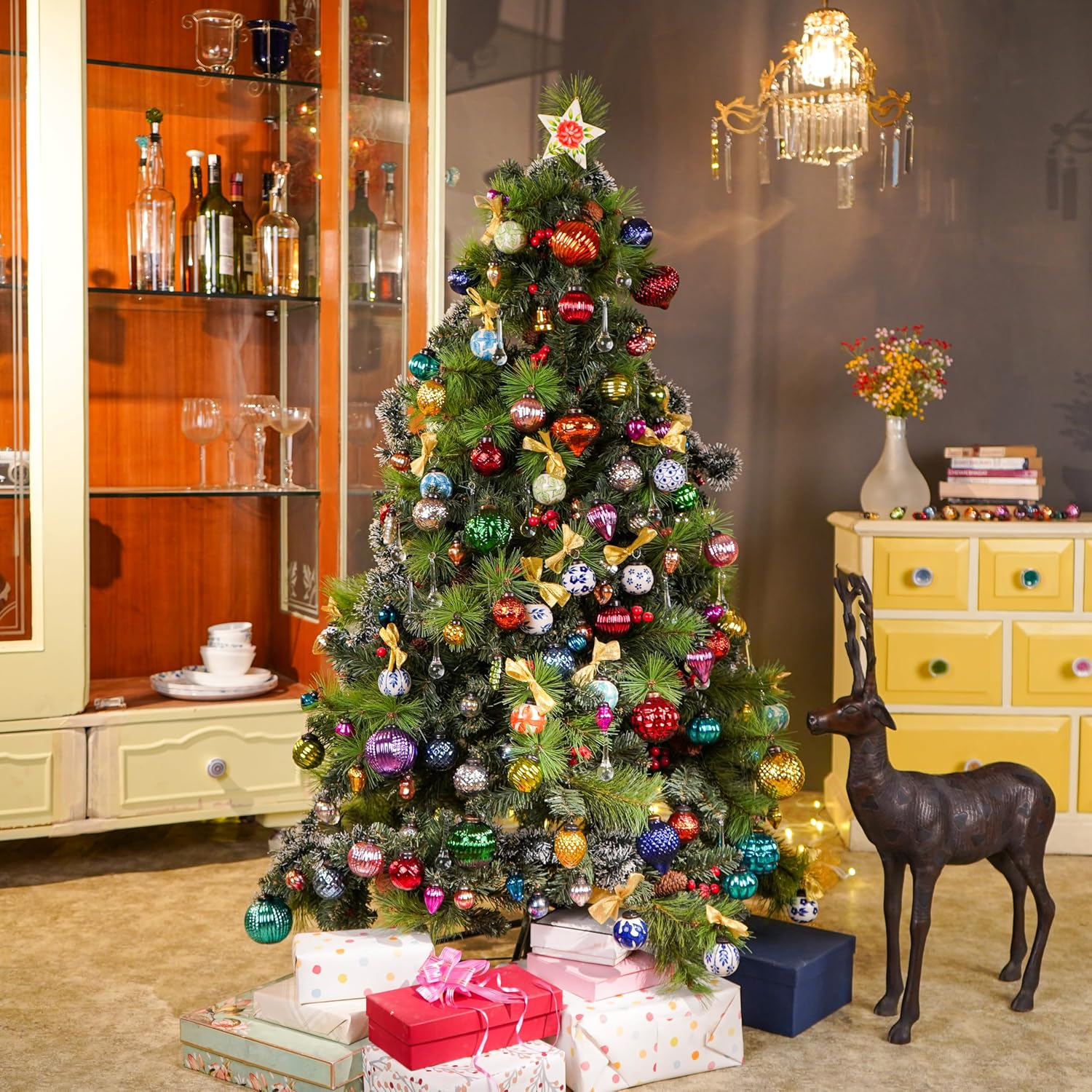 IndianShelf 200 Pieces Black Glass Vintage Christmas Ornaments Mini Bulk Decorative Ornaments for Halloween, Christmas Tree, New Year, Valentine Day, Holidays, Event and Wedding (25 * 8 Boxes)