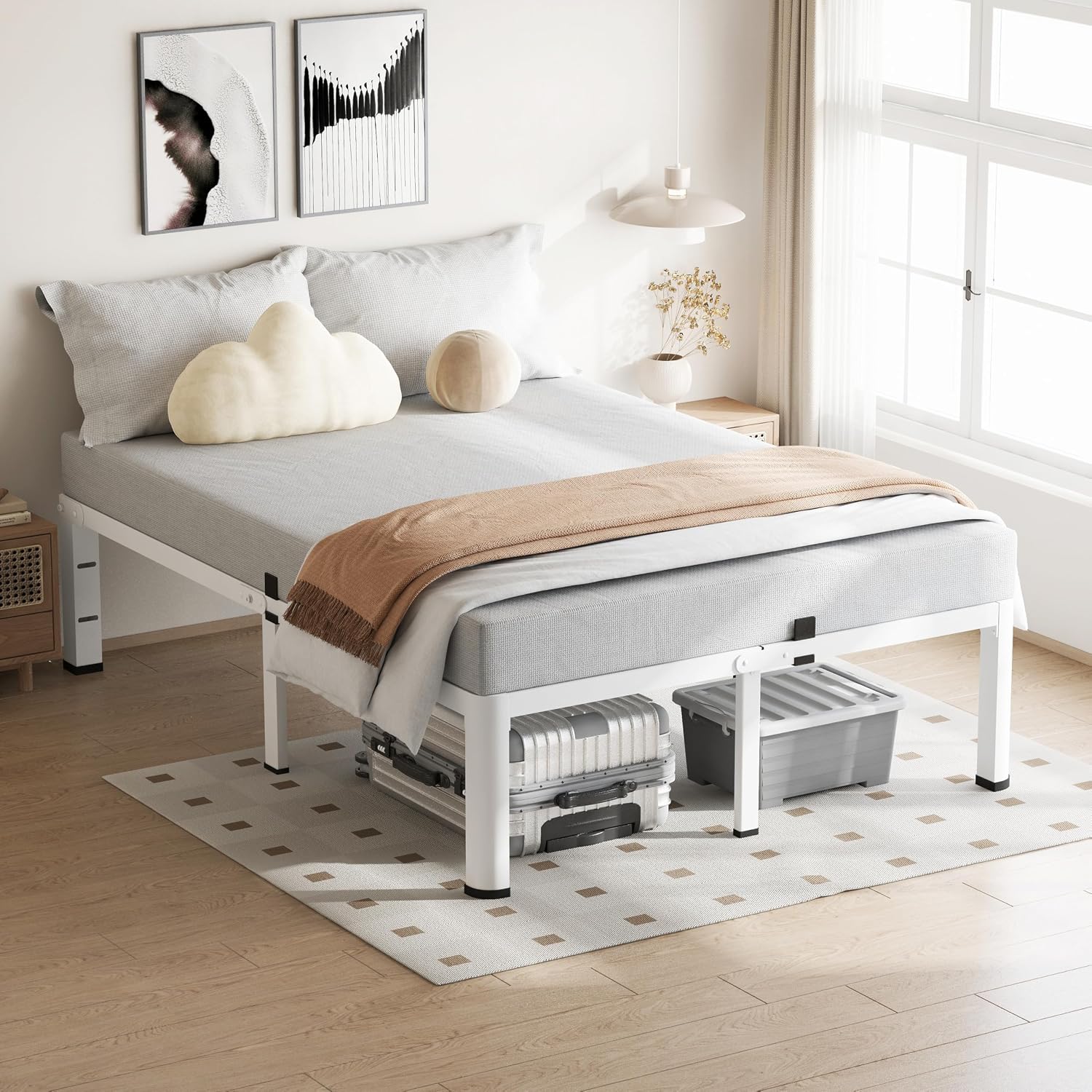 VIPSHOW 18 Inch King Size White Bed Frame, 3500Lbs Heavy Duty Metal Platform with Round Corner Legs Mattress Slide Stopper, Steel Slat Support No Box Spring Needed, Noise Free, Non-Slip, Easy Assembly